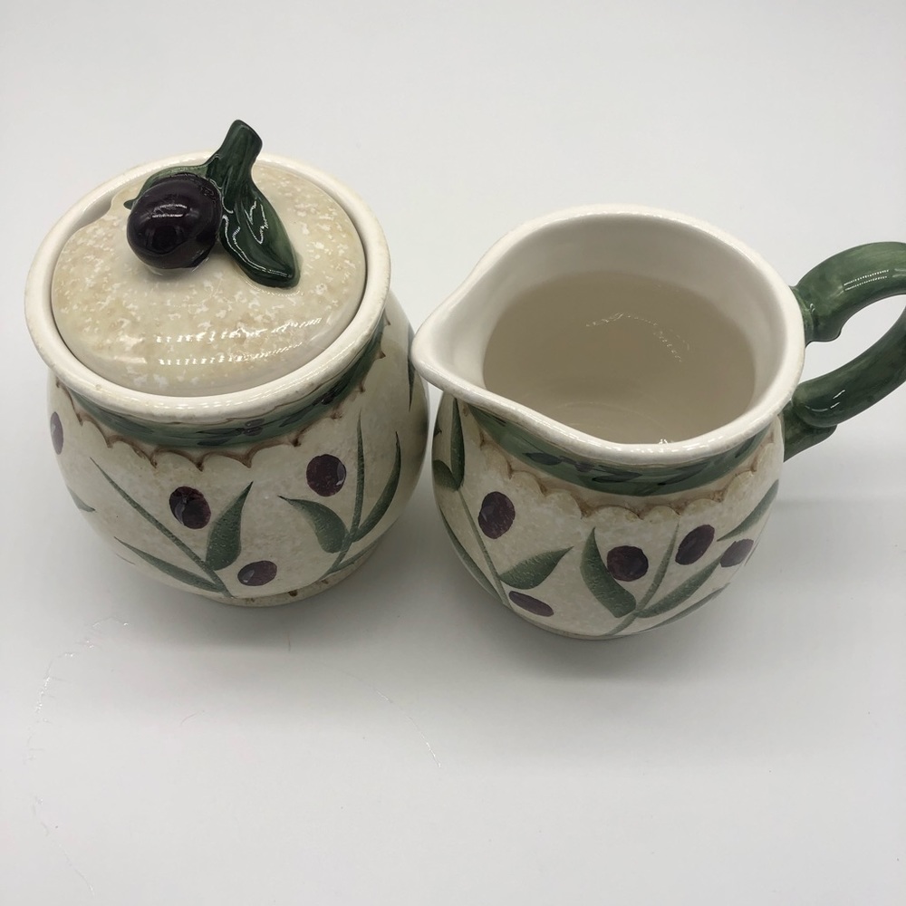 Oliveto By Oneida 10oz Creamer & Sugar w/ Lid Hand Painted Set